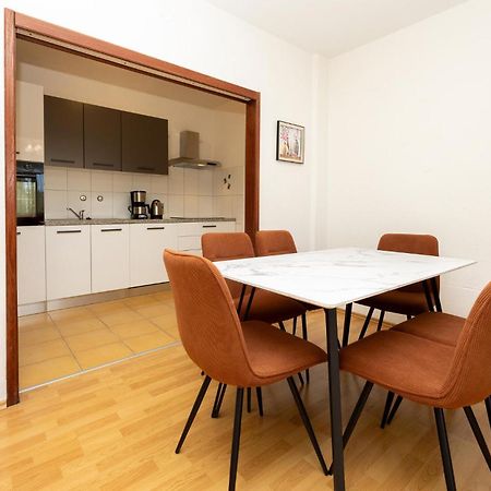 3 Bedroom Gorgeous Apartment In Trogir Eksteriør bilde