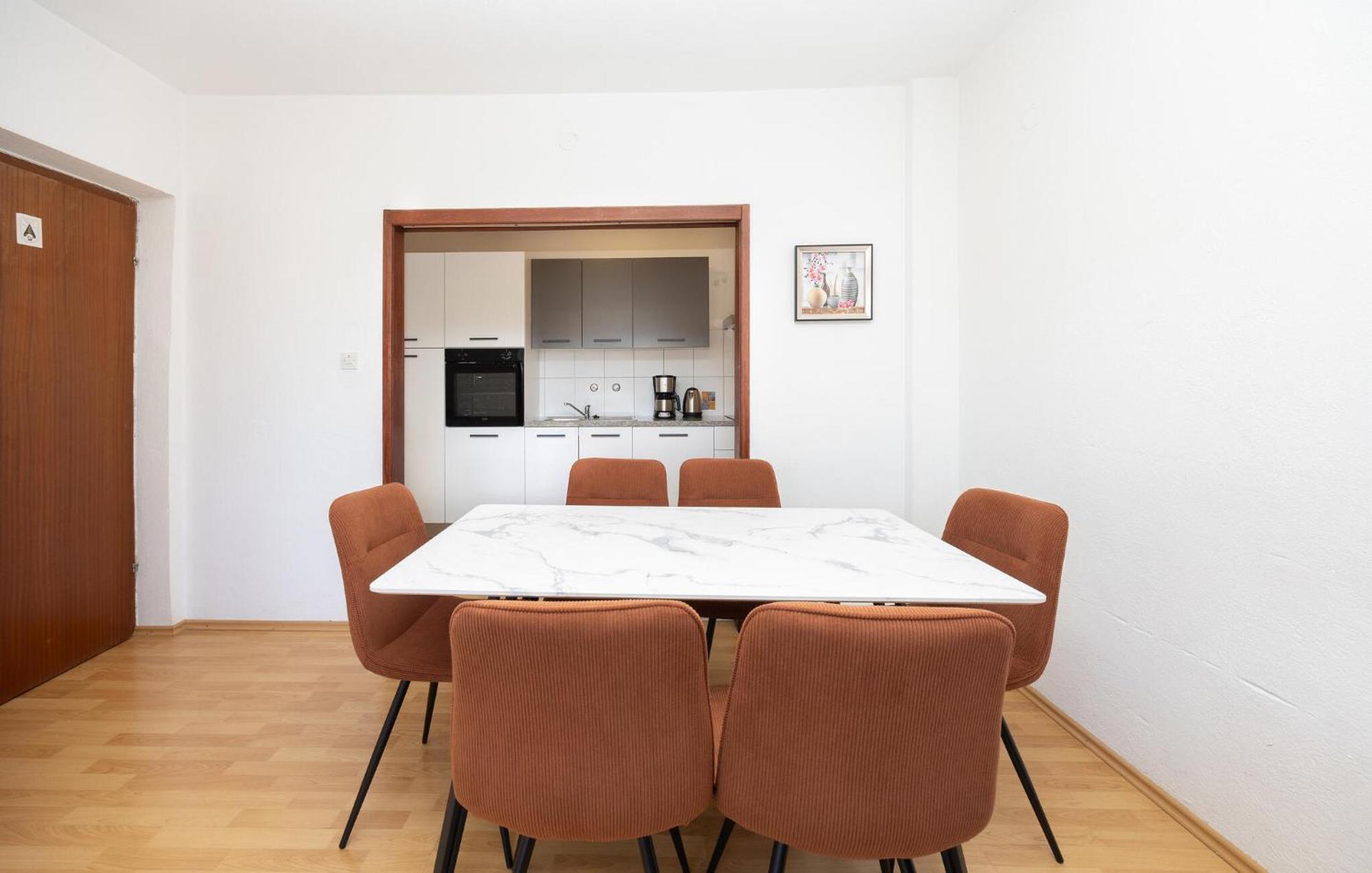 3 Bedroom Gorgeous Apartment In Trogir Eksteriør bilde